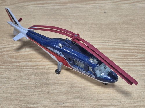 Hélicoptère majorette - hélicoptère,