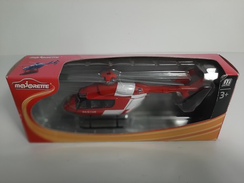 Hélicoptère majorette - hélicoptère,